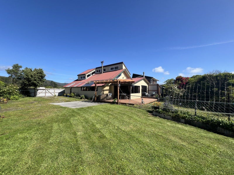 Image 1 of 28