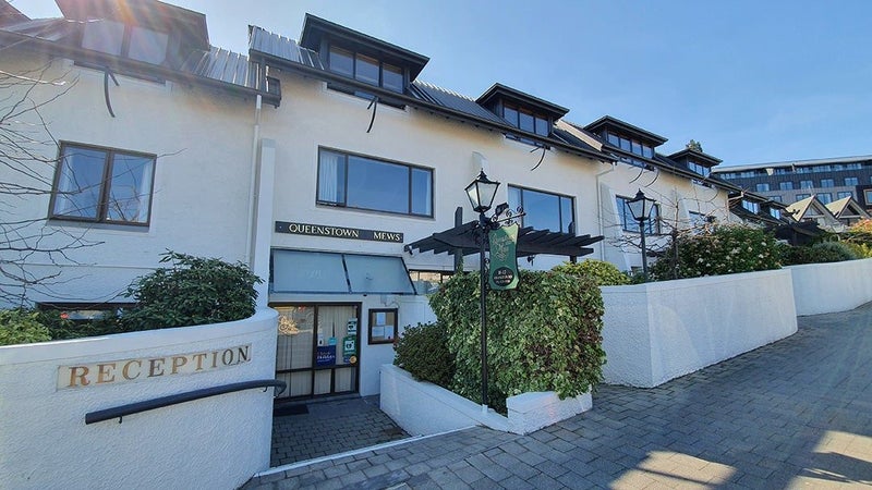 Queenstown Mews timeshare - floating week Carousel 1