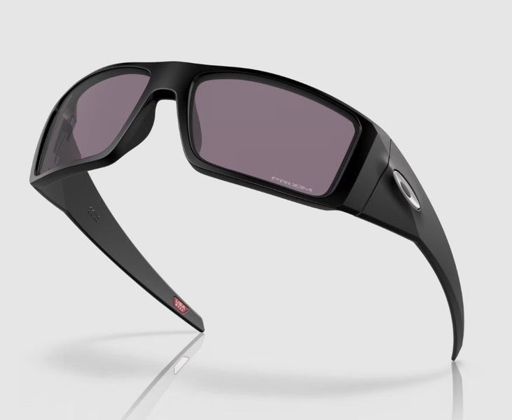 Oakley Heliostat Sunglasses - Matte Black - Prizm Grey Lens Carousel 2