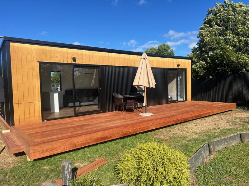 36m2 - 10m x 3.6m transportable home Carousel 1