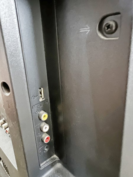 32-inch Sony LCD TV Model KDL-32BX320 Carousel 8