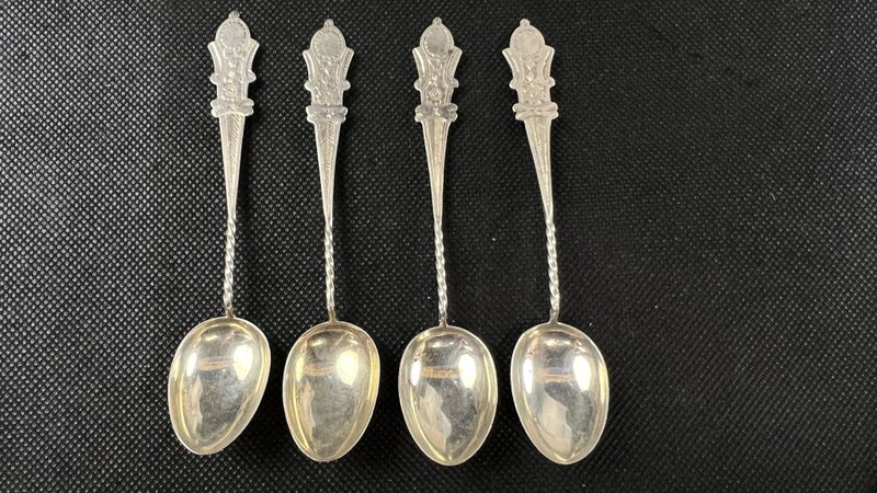 Set of Four 1906 Antique Sterling Silver Fancy Teaspoons - Lot Y795 Carousel 1