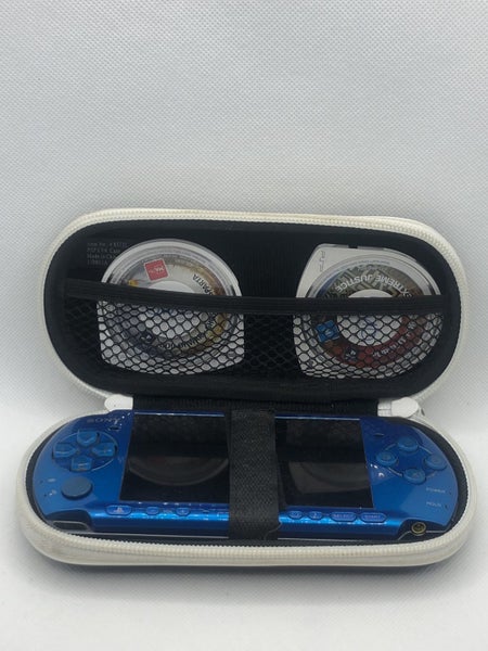 MadCatz PSP Carry Case Carousel 1