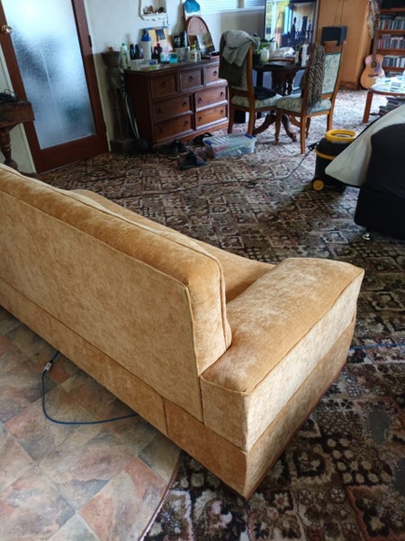 Retro couch home upholstered Carousel 2