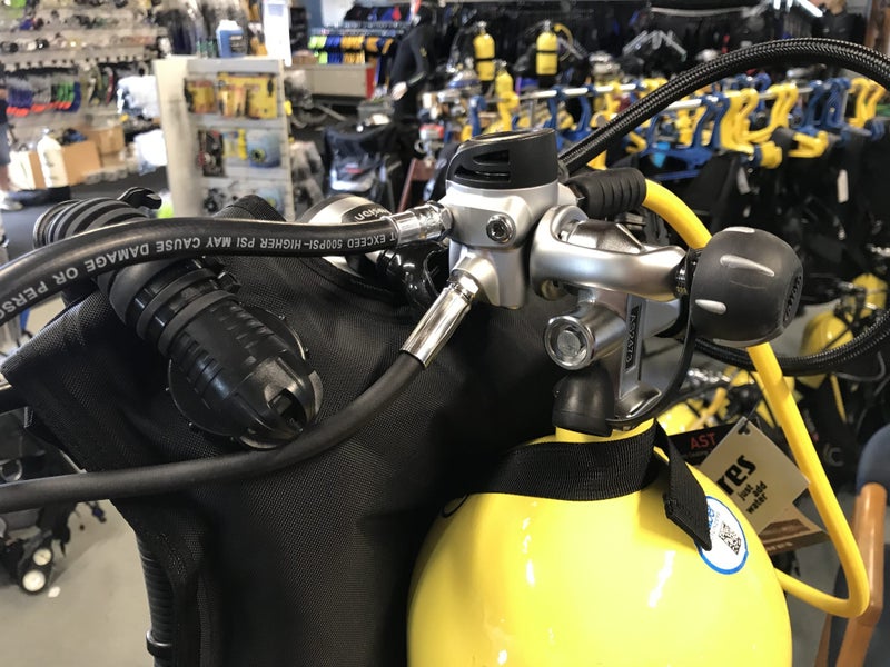 ### Weight Integrated Scuba Set BRAND NEW $1699 ### Carousel 9