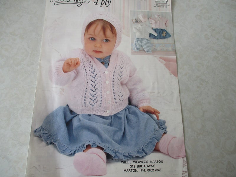 Baby Knitting Pattern - Peter Pan Cardigan and Bonnet Carousel 1