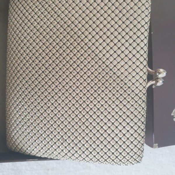 Vintage Mesh Purse Cream Color Carousel 5