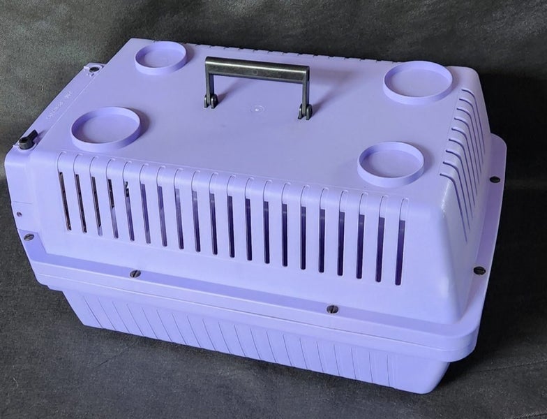 Pet Carrier Carousel 2