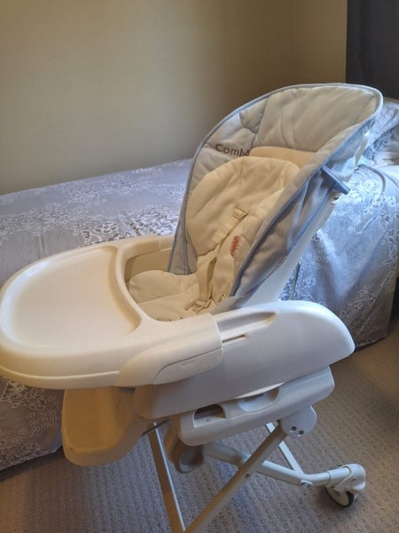Highchair/ Rocker - newborn to 4ys Carousel 2
