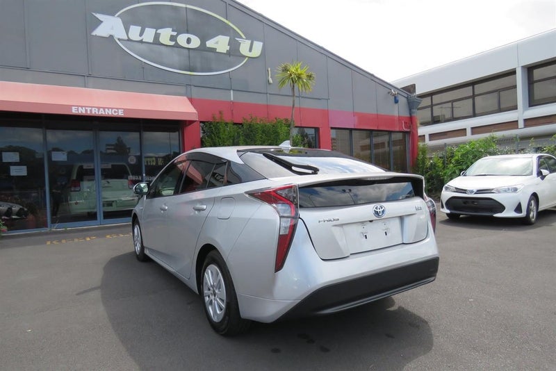 2017 Toyota Prius 1800cc new shape low mileage62863247754882113
