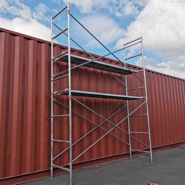 4.5m scaffolding mobile narrow with feet wheels Carousel 2