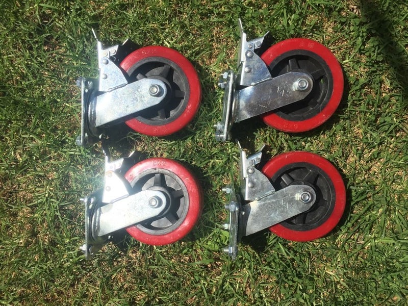 scaffold wheels * four Carousel 1