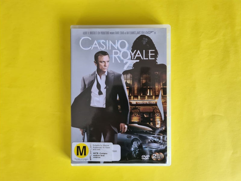 Casino Royale (007) Carousel 1