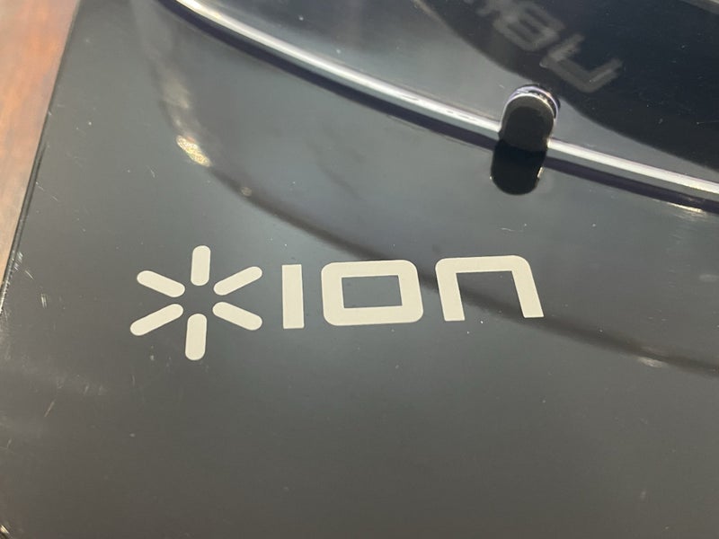 Vinyl player/Converter Carousel 2