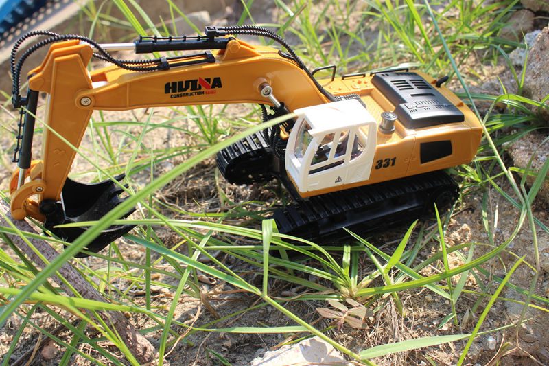 HUINA 1331 Digger Truck Model Car 1:16 Remote Control RC (Hui Na) Carousel 2