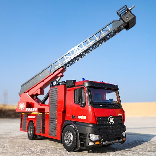 HUINA 1561 Water Sprayable FIRE TRUCK Model Car 1:14 Remote Control RC (Hui Na) Carousel 2