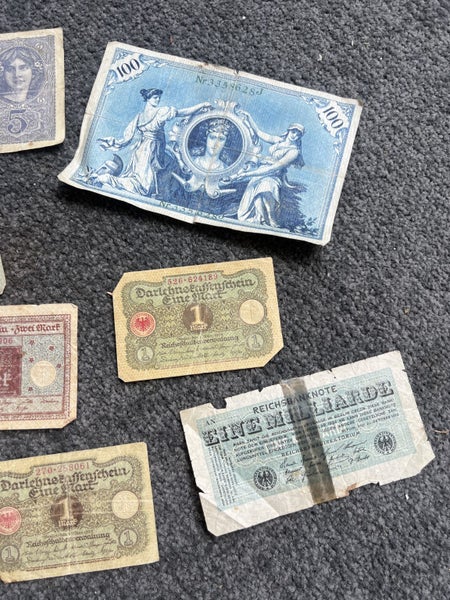 Antique German banknotes Carousel 2