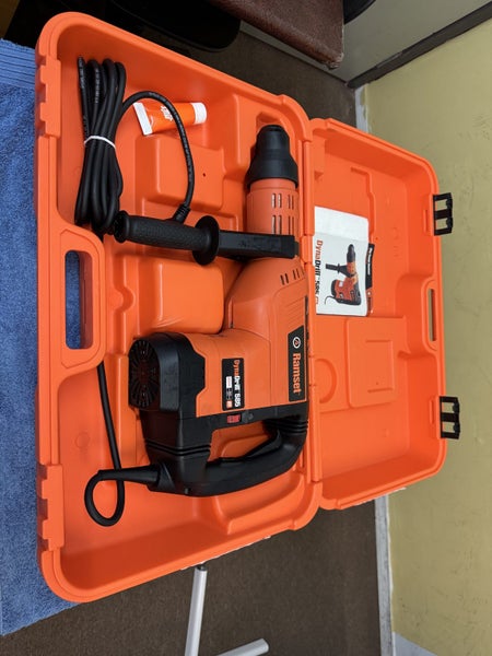Ramset DD585 DynaDrill™ Carousel 1