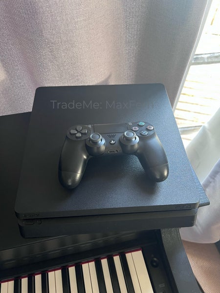 PS4 FW 9.03 WD 500gb SSD Carousel 1