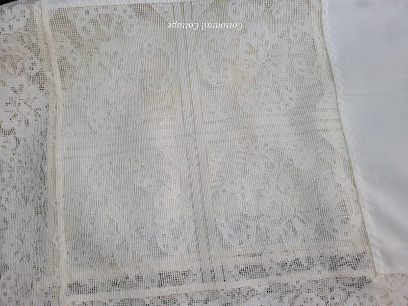 Vintage Poly Cotton & Lace Tablecloth Cream 136cm x 131cm Carousel 6