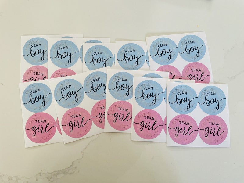 Gender reveal party stickers, balloon banner, big balloon and confettis Carousel 2