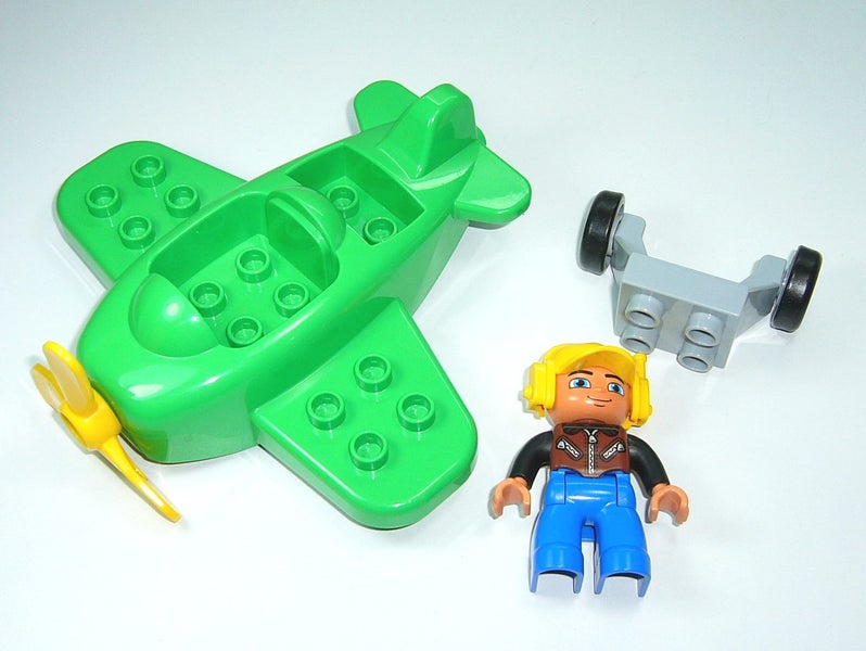 ®™DUPLO - Small Green Plane with Pilot ~Retired November 2017~ Carousel 5