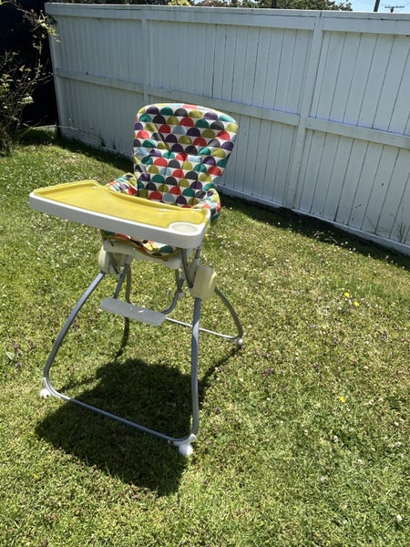 Folding high chair Carousel 1