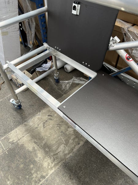 new Aluminium Folding Mobile Scaffold 1.9m Carousel 5