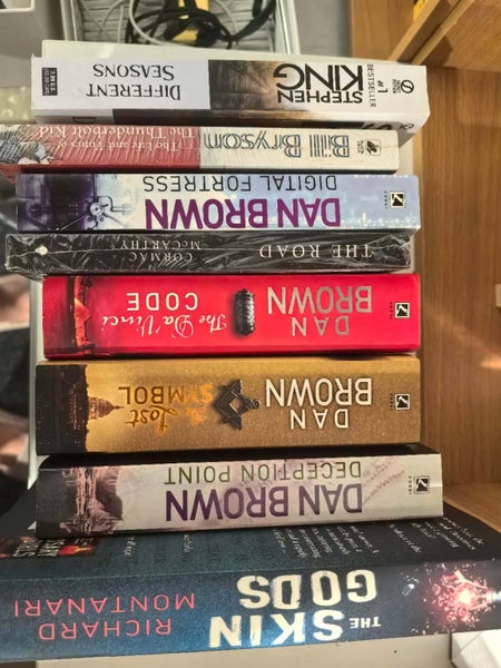 Bulk books Carousel 1