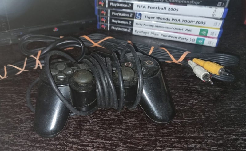 **PS2 - Bulk Bundle With Games & Set Up** Carousel 2