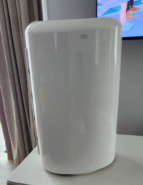 Wall mounted - Tork 50 Litre Bin - White (RP$237.00) Carousel 1