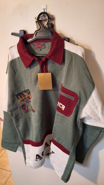 JORINDO MEN'S AND BOY'S UCB JUMPER/HOODIE SIZE LARGE Carousel 1
