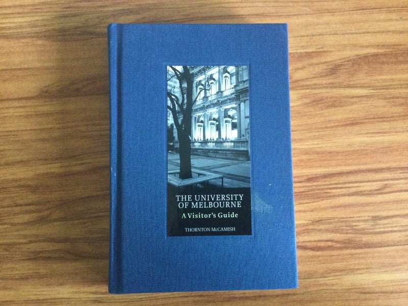Book. The University Of Melbourne. A visitors guide Carousel 1