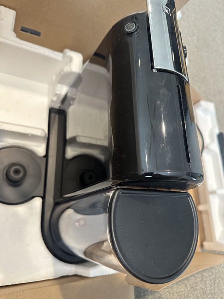 Delonghi Citiz Nespresso Coffee Machines EN267.BAE Carousel 9