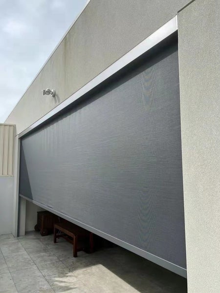 Windproof Outdoor Blinds Carousel 2