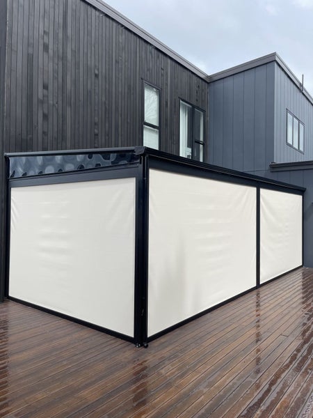 Windproof Outdoor Blinds Carousel 18
