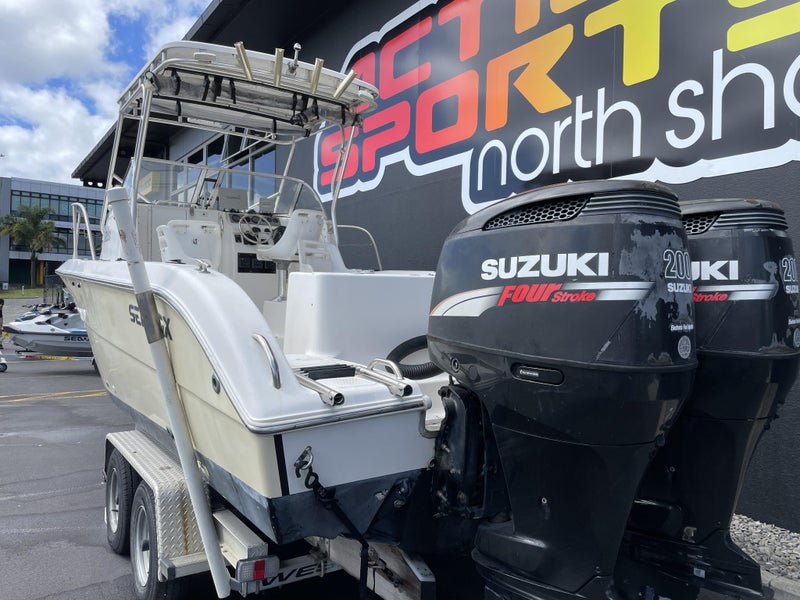 2004 Seafox 257 WA 7.5m walk around64692599402753113