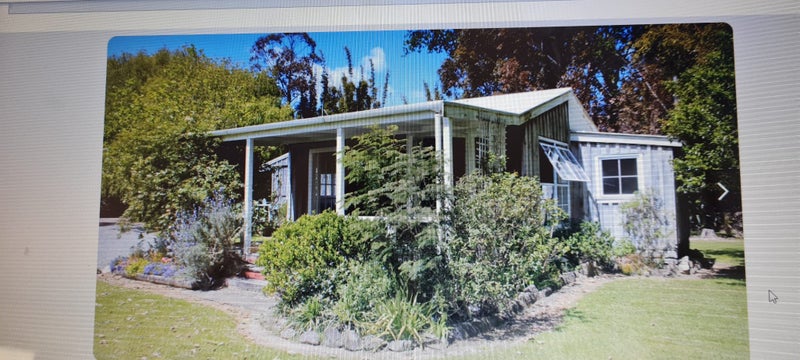Holiday accommodation Coromandel town Carousel 1