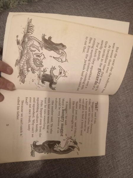 Beastly Tales (6 x crazy stories in 1) - Richard Tulloch & Terry Denton Carousel 3