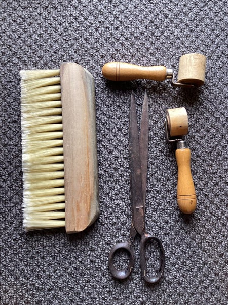 Set of Wallpapering Tools Carousel 1
