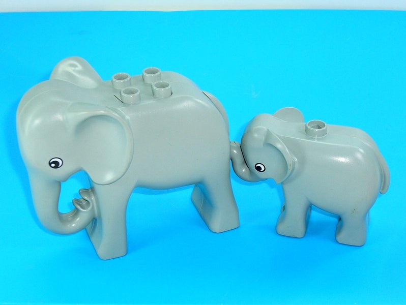 ®™DUPLO - Adult Elephant with movable head & Baby ~Vintage / Retired Items~ Carousel 2
