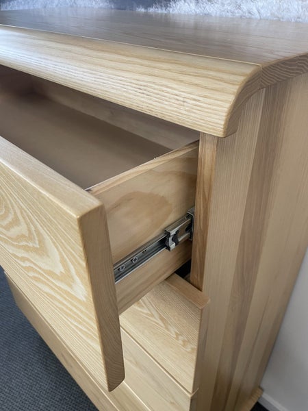 Karamea 4 PCE Suite in American Ash - NZ Made Carousel 2