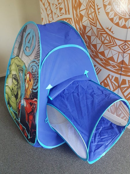 Marvel Avengers Pop Up Tent Carousel 3