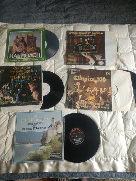 5pce Seventies 1970s record covers for party decor Carousel 1