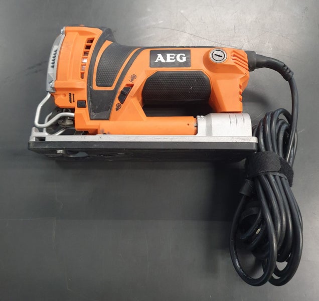 AEG Jigsaw Carousel 1