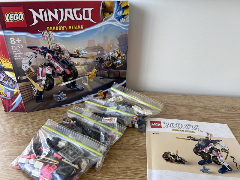 Lego Ninjago Sora’s Transforming Mech Bike Racer Carousel 2