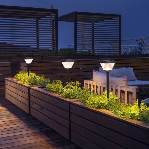 Solar stake outdoor lawn light Carousel 3