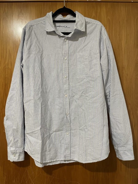 Men’s Cotton Button Down Size Medium Carousel 1