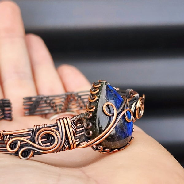 Handmade Copper & Natural Labradorite Wrap Cuff Bracelet Carousel 2