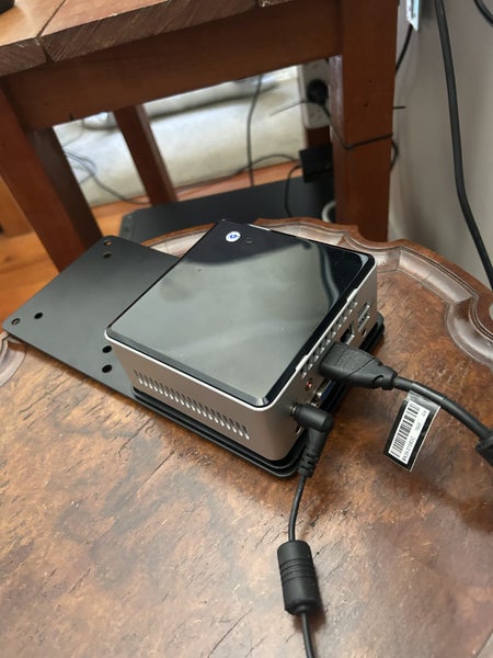 NUC mini PC Carousel 2